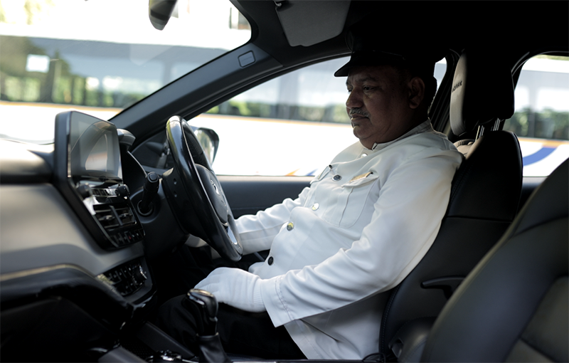 https://gfoxtech.com/taxioncall/wp-content/uploads/2025/10/driver-photo.png